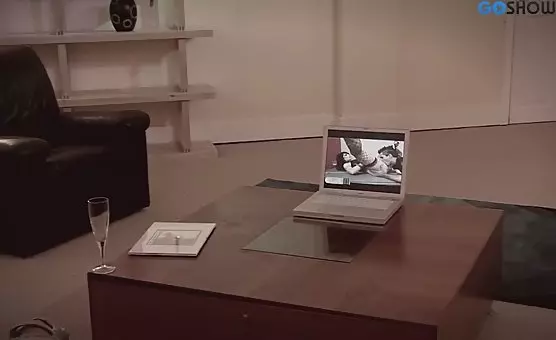 Lodzik i ruchanie z dziewczyną z patrolu